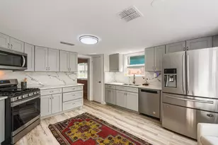 12410 Blossomwood Dr, Austin, TX 78727 - Photo 7