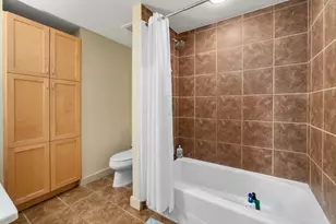 711 W 26th St, Austin, TX 78705 - Photo 9