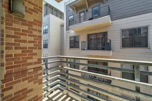 711 W 26th St, Austin, TX 78705 - Photo 11
