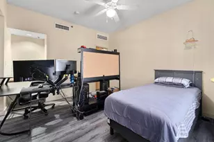 711 W 26th St, Austin, TX 78705 - Photo 21
