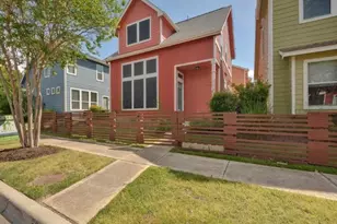1601 Miriam Ave, Austin, TX 78702 - Photo 1