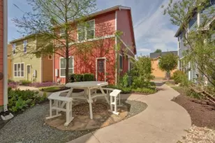 1601 Miriam Ave, Austin, TX 78702 - Photo 27