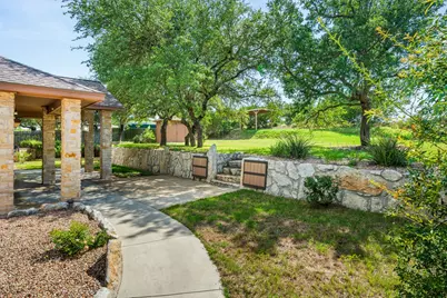 509 Meadow Oaks Drive, Dripping Springs, TX 78620 - Photo 27