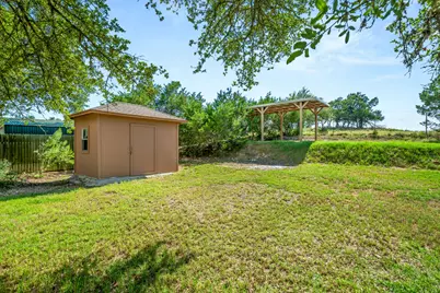 509 Meadow Oaks Drive, Dripping Springs, TX 78620 - Photo 23