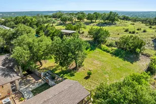 509 Meadow Oaks Dr, Dripping Springs, TX 78620 - Photo 3