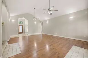 509 Meadow Oaks Dr, Dripping Springs, TX 78620 - Photo 3