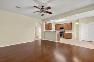 107 Buck Shot Ct, Bastrop, TX 78602 - Photo 17