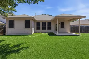 107 Buck Shot Ct, Bastrop, TX 78602 - Photo 31