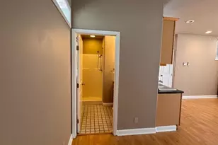 201 W 33rd St, Austin, TX 78705 - Photo 7