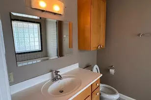 201 W 33rd St, Austin, TX 78705 - Photo 19