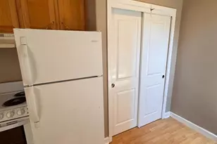 201 W 33rd St, Austin, TX 78705 - Photo 9