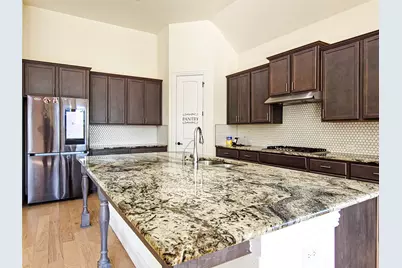 813 Sunny Ridge Drive, Leander, TX 78641 - Photo 9