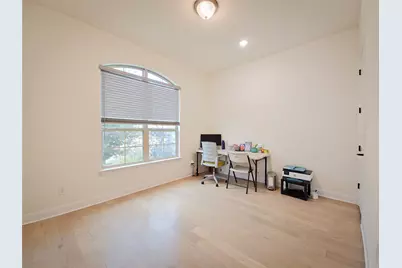 813 Sunny Ridge Drive, Leander, TX 78641 - Photo 5