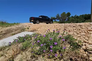 2069 County Road 455 Rd, Coupland, TX 78615 - Photo 5