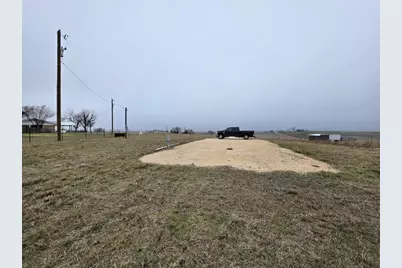 2069 County Road 455 Road, Coupland, TX 78615 - Photo 9