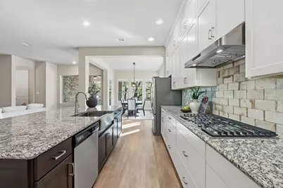 128 Eagle Pass Trail, Georgetown, TX 78628 - Photo 15