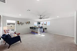 323 Blackbear Dr, Hutto, TX 78634 - Photo 21