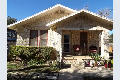 459 E Commerce Street, New Braunfels, TX 78130 - Photo 1
