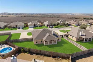 304 Jake Dr, Jarrell, TX 76537 - Photo 31