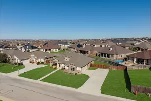 304 Jake Dr, Jarrell, TX 76537 - Photo 3