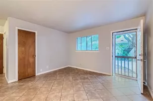 210 W 51st St, Austin, TX 78751 - Photo 9