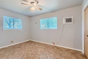 210 W 51st St, Austin, TX 78751 - Photo 13