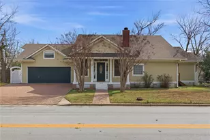 206 N Fm 1660, Hutto, TX 78634 - Photo 1