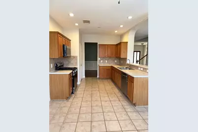 13500 Oregon Flat Trail, Austin, TX 78727 - Photo 5