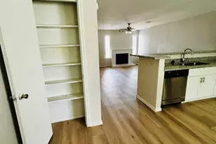 1818 River Crossing Cir, Austin, TX 78741 - Photo 9