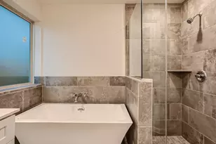 204 Comet Pointe Dr, Georgetown, TX 78628 - Photo 7