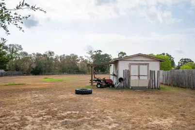 127 Meadow Way, Cedar Creek, TX 78612 - Photo 27