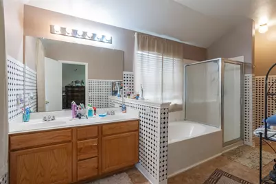 127 Meadow Way, Cedar Creek, TX 78612 - Photo 13