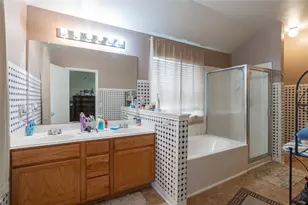 127 Meadow Way, Cedar Creek, TX 78612 - Photo 13