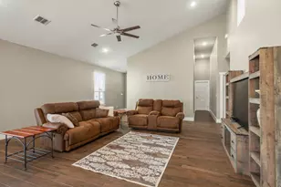 177 Mokulua Ln, Bastrop, TX 78602 - Photo 5