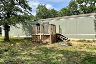 104 Shoshoni Dr, Smithville, TX 78957 - Photo 3