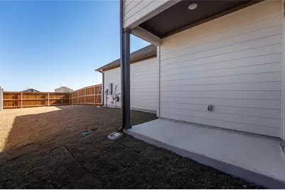 103 W Thurman Holt Road, Hutto, TX 78634 - Photo 17