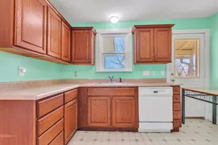 703 Bois D'Arc St, Lockhart, TX 78644 - Photo 13