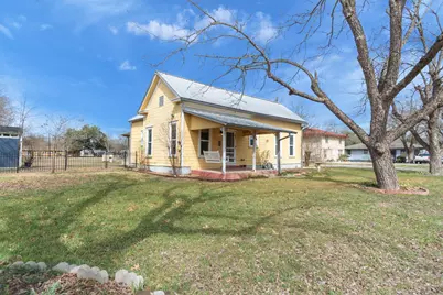 703 Bois D'Arc Street, Lockhart, TX 78644 - Photo 1