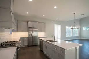 3018 Sunridge Dr, Austin, TX 78741 - Photo 11