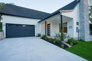 3018 Sunridge Dr, Austin, TX 78741 - Photo 3