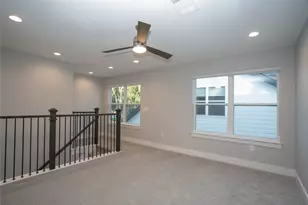 3018 Sunridge Dr, Austin, TX 78741 - Photo 19