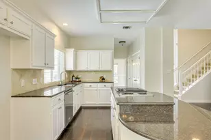 904 Brookside Ct, Round Rock, TX 78681 - Photo 17