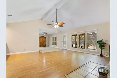 10915 Thicket Trail, Austin, TX 78750 - Photo 9