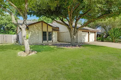 10915 Thicket Trail, Austin, TX 78750 - Photo 7
