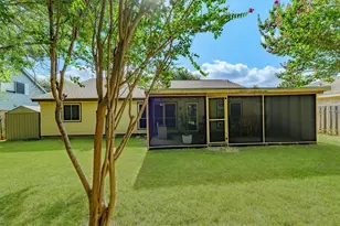 10915 Thicket Trail, Austin, TX 78750 - Photo 23