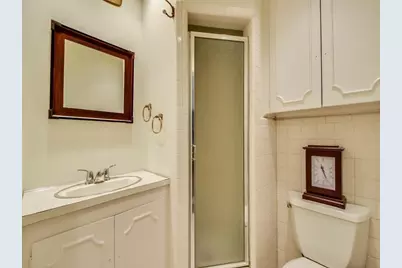 800 Leonard Street, Austin, TX 78705 - Photo 21