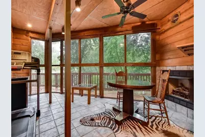 800 Leonard Street, Austin, TX 78705 - Photo 31