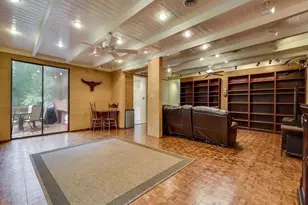 800 Leonard St, Austin, TX 78705 - Photo 5