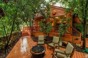 800 Leonard St, Austin, TX 78705 - Photo 27