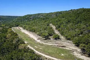 20220 Doe Run, Lago Vista, TX 78645 - Photo 29